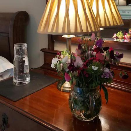 Bed and Breakfast The West Wing Whitford Exteriér fotografie